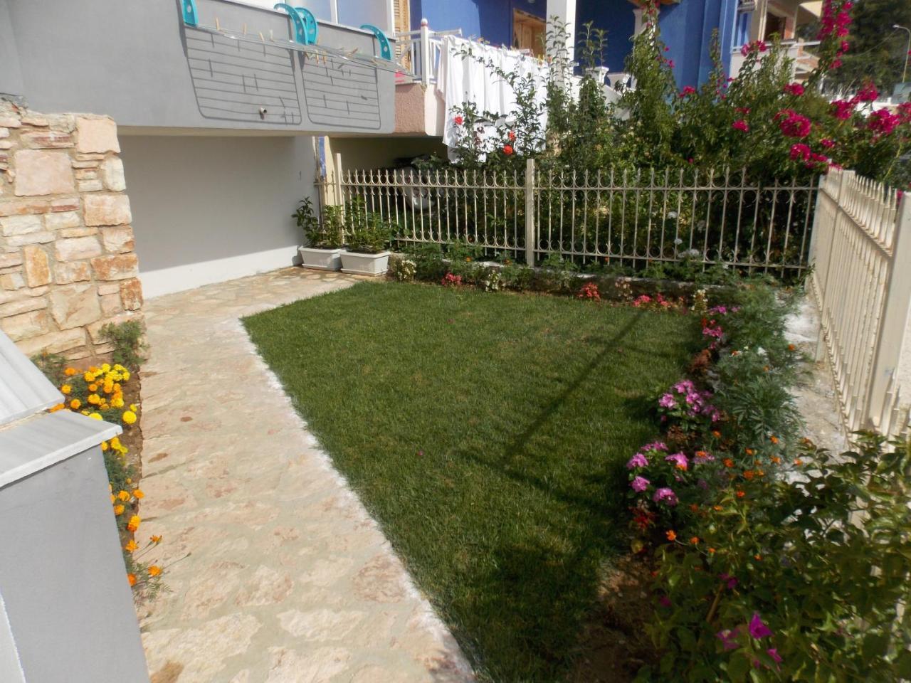Vasili Sunstay Apartments Sarandë Exterior foto